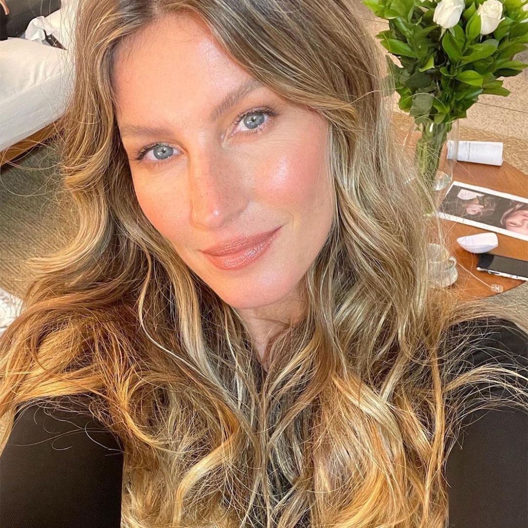 Gisele Bündchen Shares Rare Photo With Her 5 Sisters in Heartfelt Post – E! Online